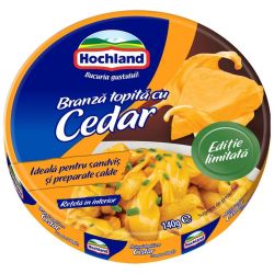 Hochland топено сирене чедър, секторно (140 г)
