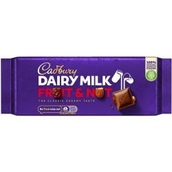 Cadbury млечен шоколад с плодове и ядки (180 г)