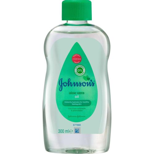Johnson's бебешко олио с алое вера (300 мл)