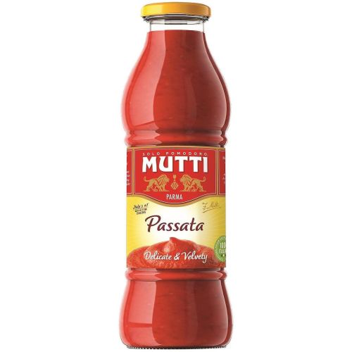 Mutti доматено пюре, бутилка (700 г)