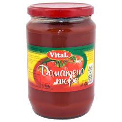 Vital доматено пюре (700 г)
