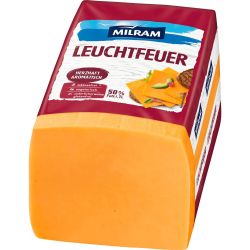 Milram червено сирене чедър, на килограм (1 кг)